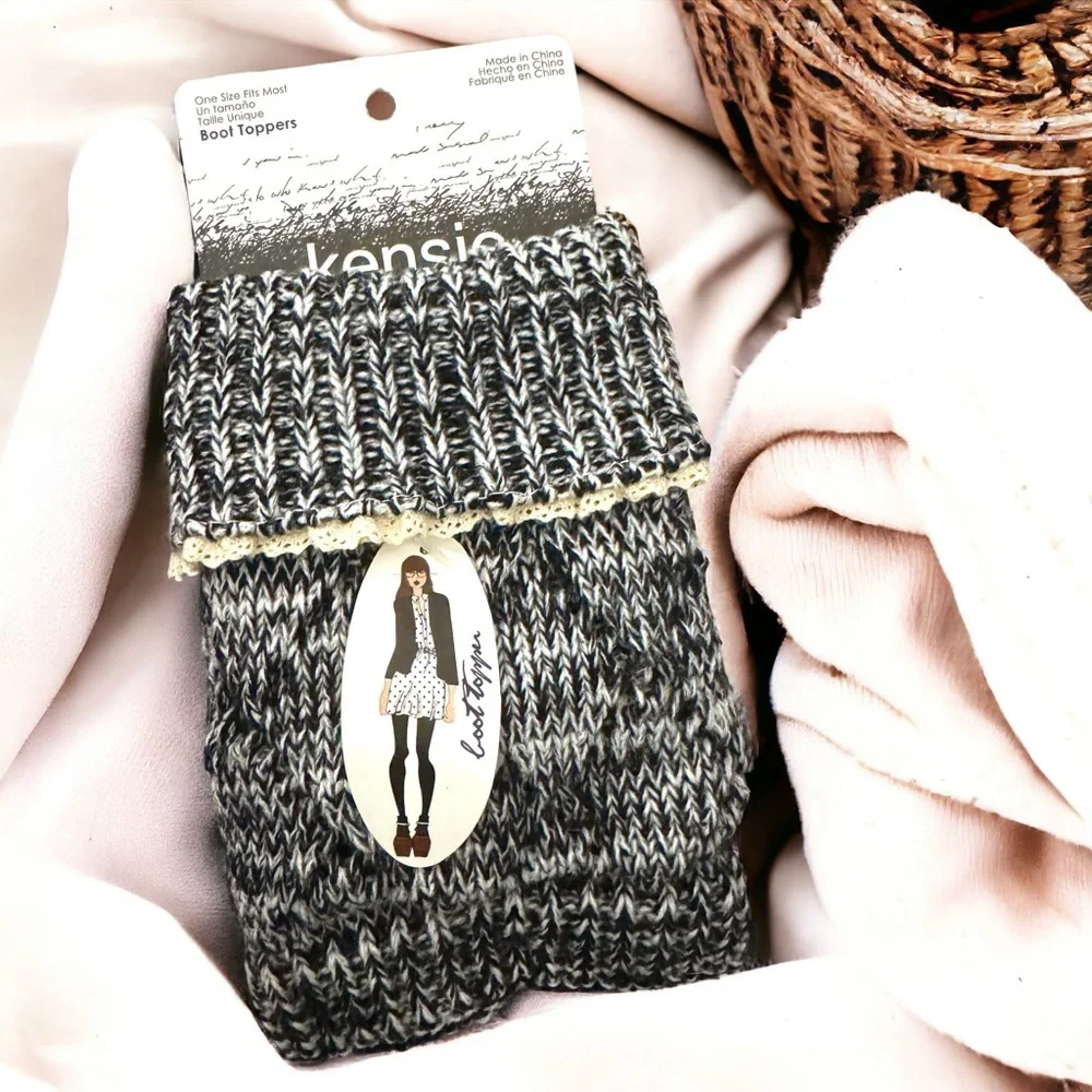 NWT Kensie Black White Knit Boot Toppers Cozy Winter Boot Cuffs